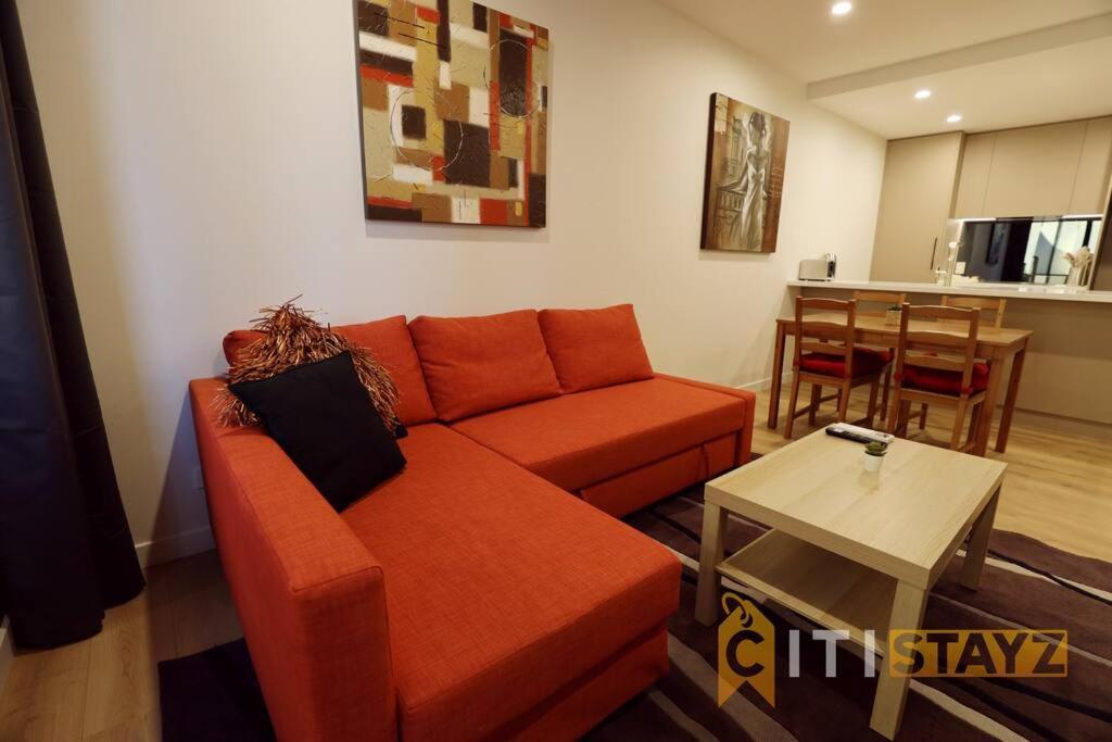 Ruby Red, 1Bd 1Bth Apt - Woden Cbd Apartment Phillip Exterior photo